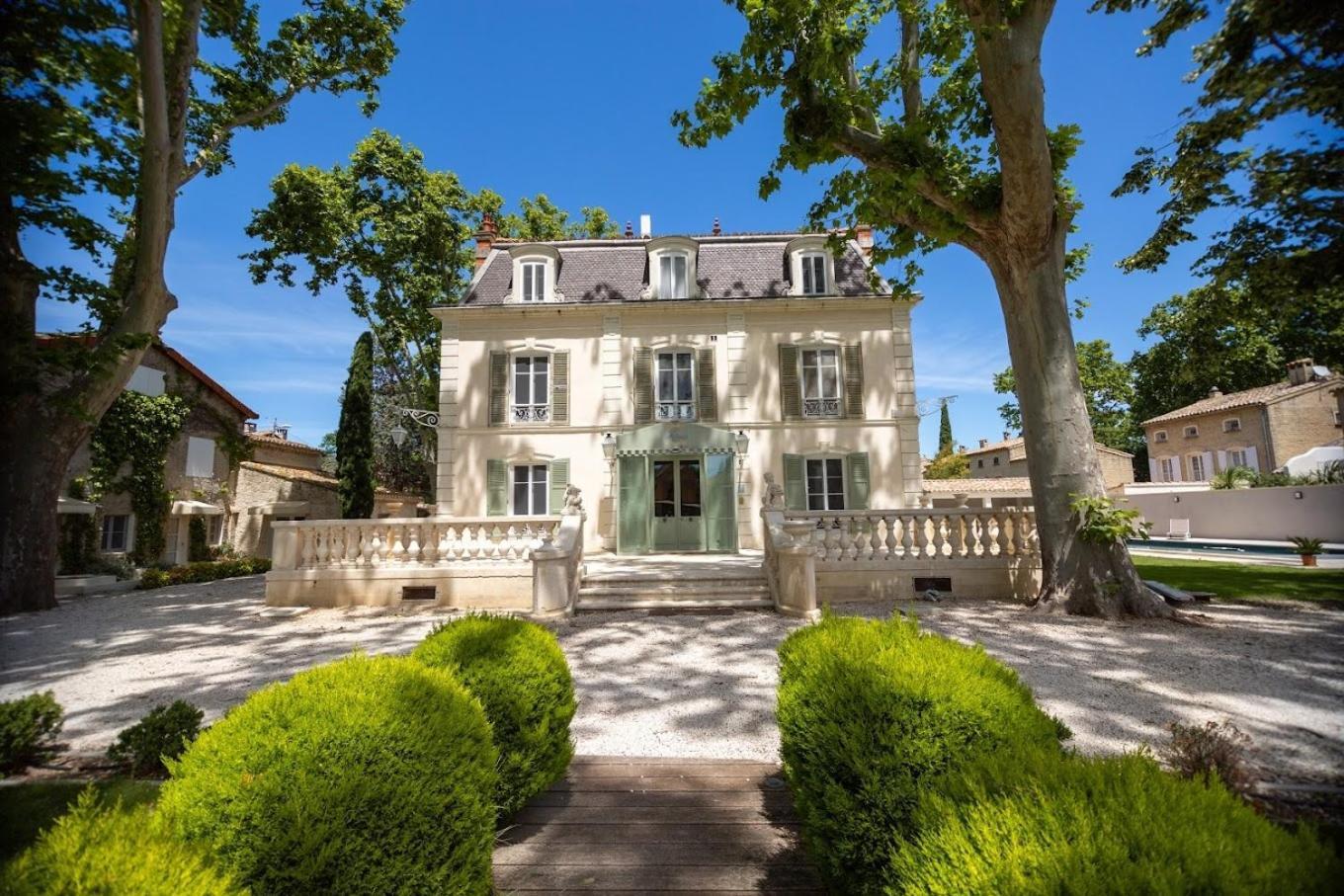 Les Frenes En Provence-Château Zen Avignon Exterior foto
